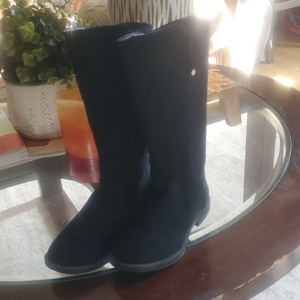 Girls Kenneth Cole Boots - Size 11